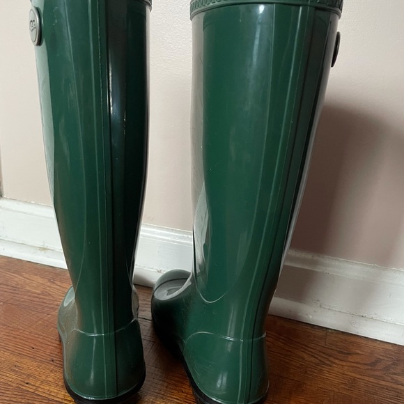UGG Shaye Rainboot - Picture 3 of 3